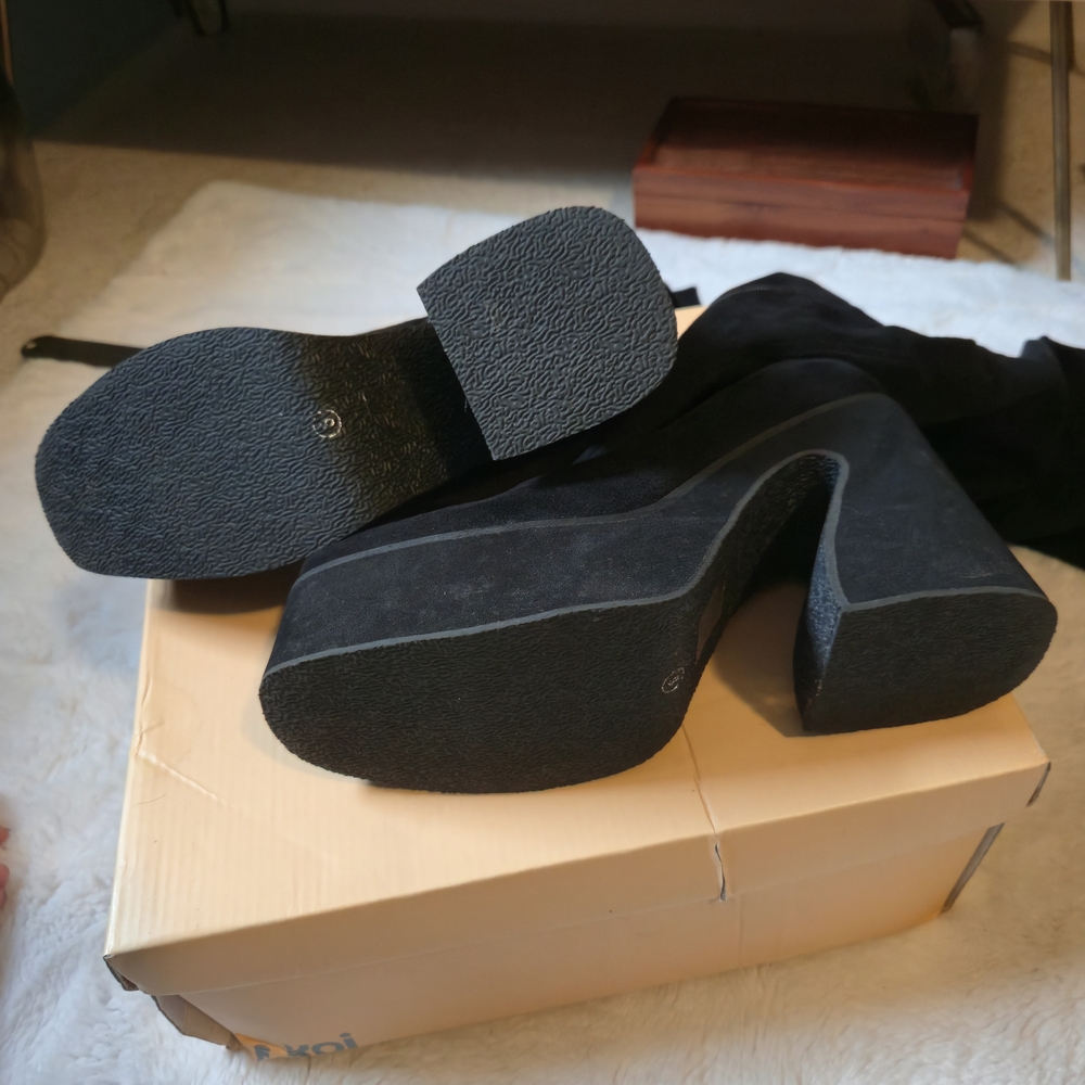Koi Footwear Over-the-Knee Platform Boots with Chunky Heel - Picture 4 of 4